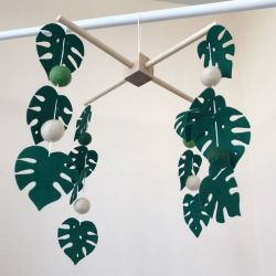 Baby mobile jungle leaves green 45cm