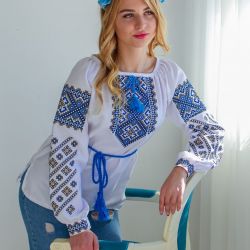 Blouse with embroidery vyshyvanka