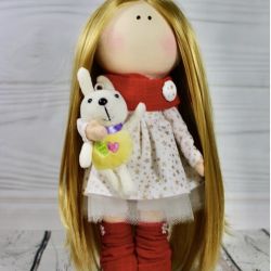 Bambola fatta a mano colori rosso e bianco stile tilda 23 cm